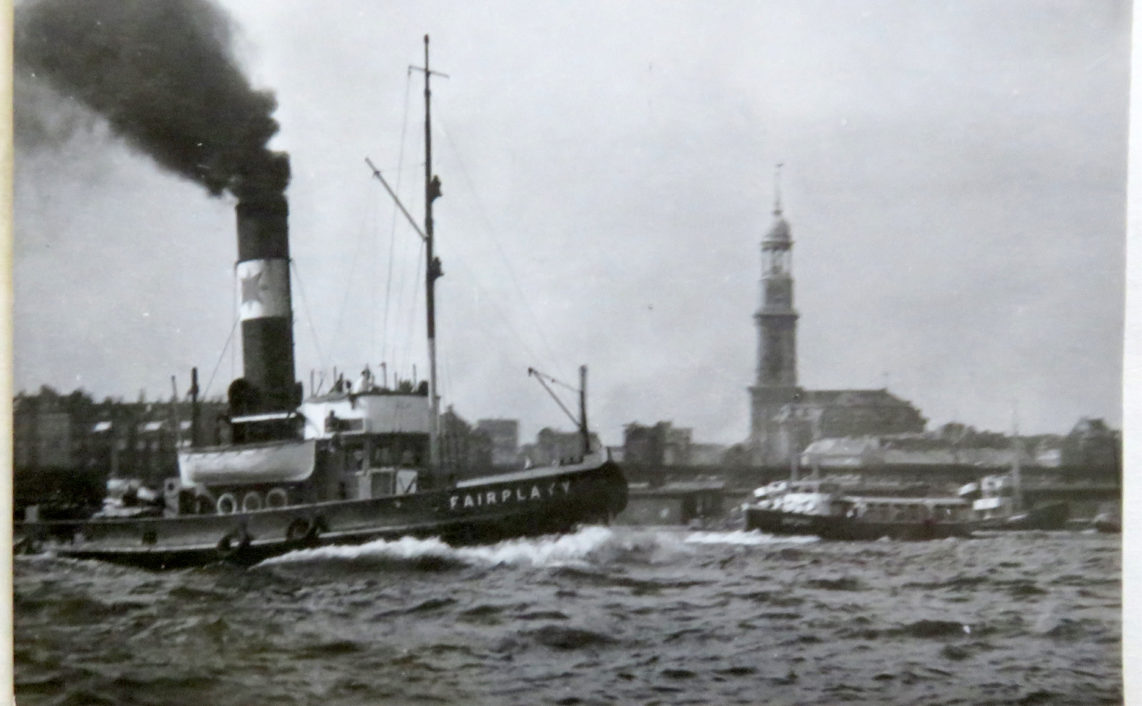 1957 photo taken by Horst Klein of Hamburg Harbour